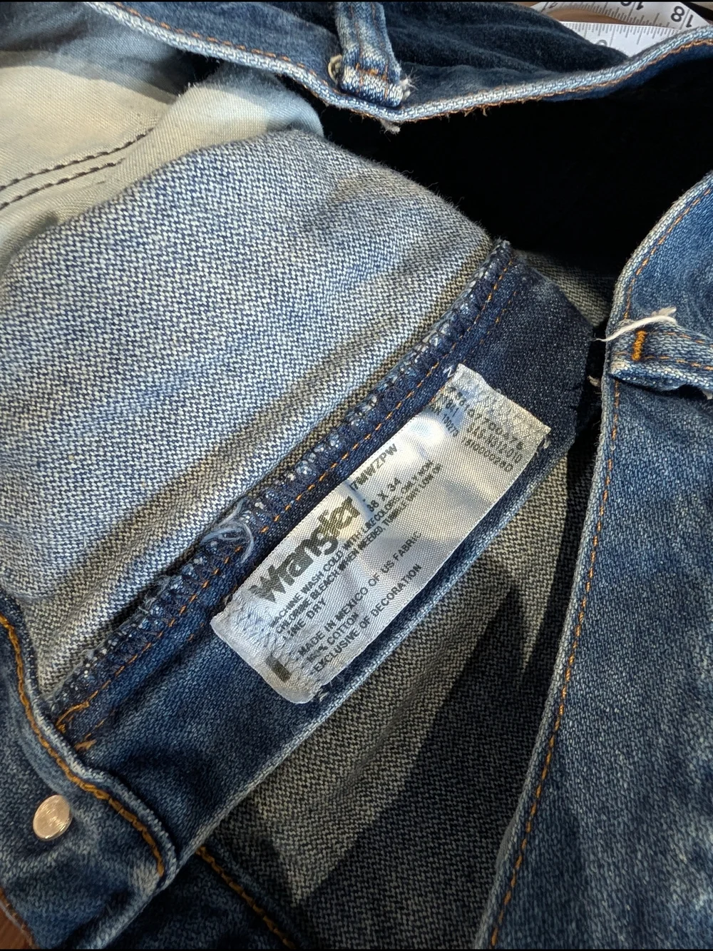 Wrangler 47 WMZ Blue Denim Jeans - Classic Straight Fit, Size 38x34